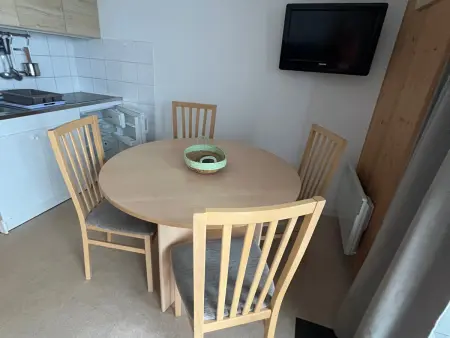 Location appartement à Besse et Saint Anastaise Super Besse, Appartement Sud avec Terrasse et Garage à Super Besse