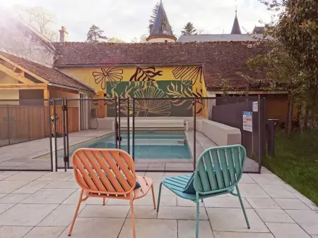 Location villa à Senonches (Tardais), Villa spacieuse près de Senonches avec piscine privée