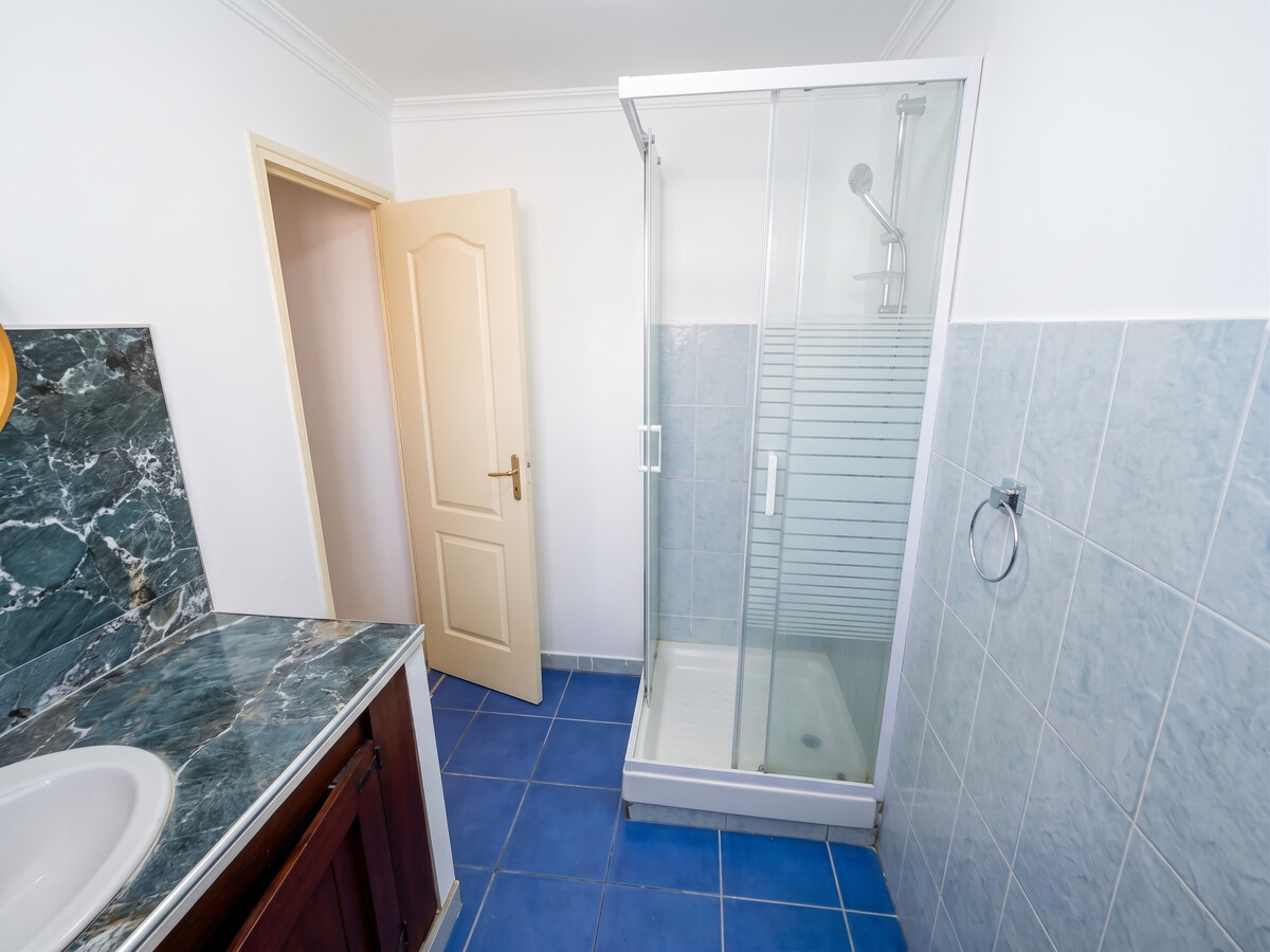 Appartement avec terrasse et jardin clôturé au Lamentin, Martinique - Photo 4