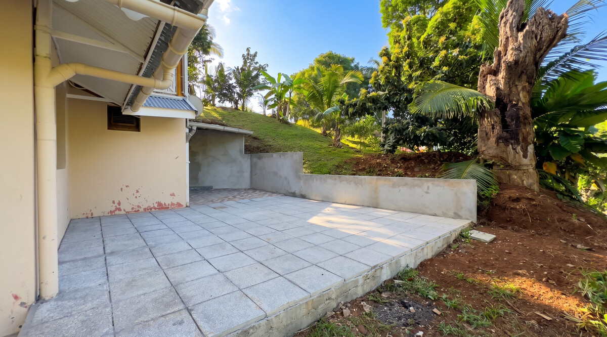 Appartement avec terrasse et jardin clôturé au Lamentin, Martinique - Photo 14
