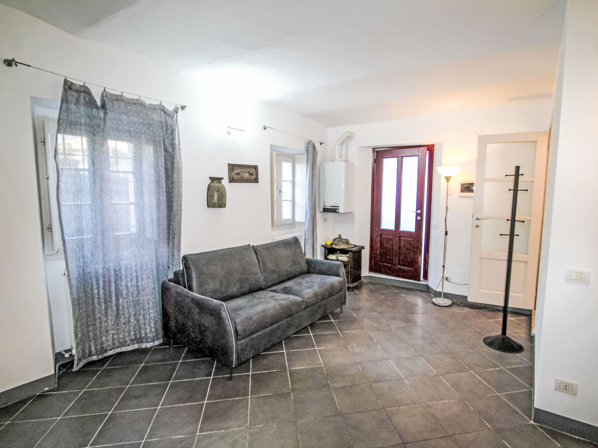 Studio Bordeaux à Castelveccana, 30 m² près du lac - Photo 5