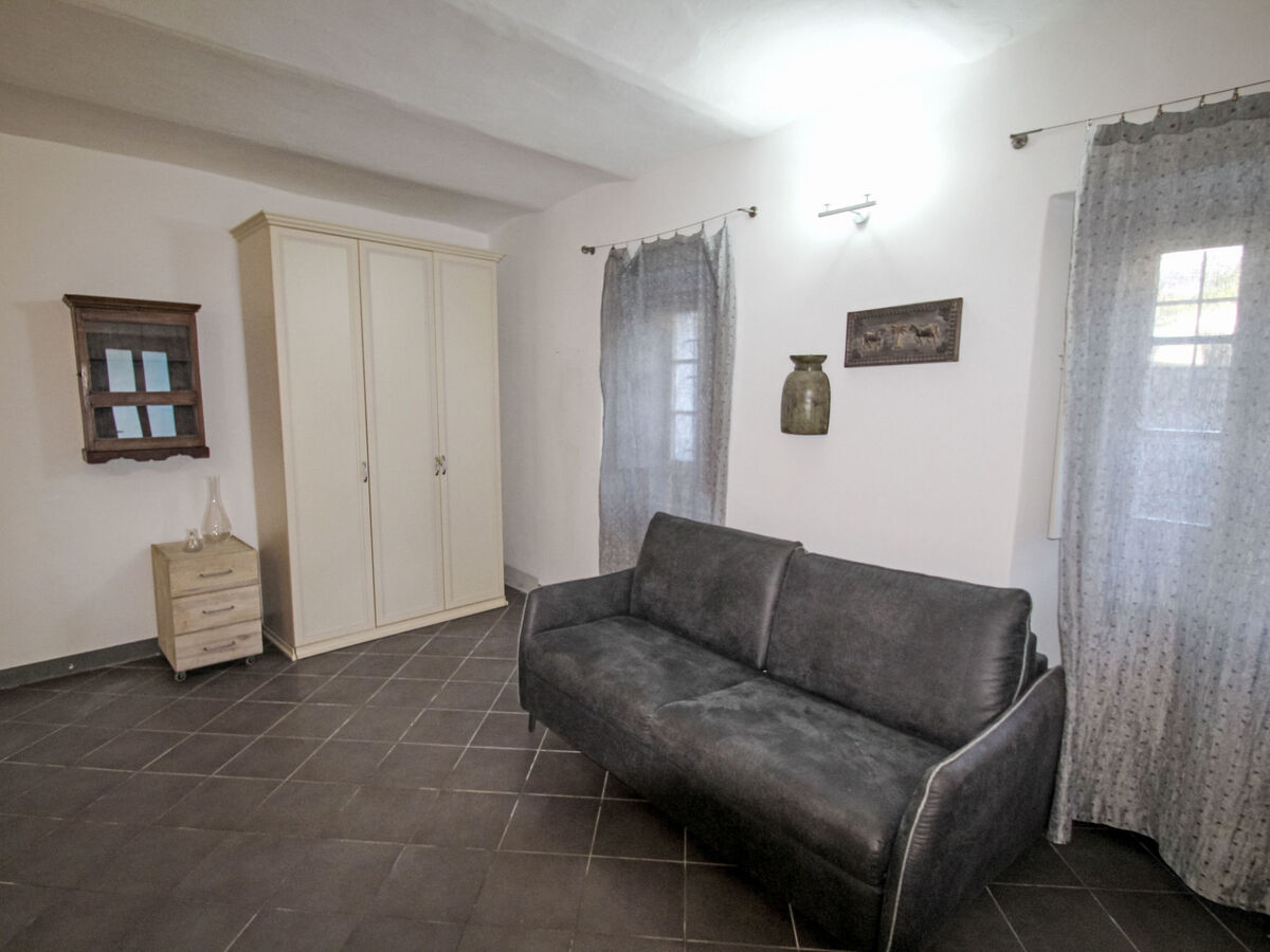 Studio Bordeaux à Castelveccana, 30 m² près du lac - Photo 8