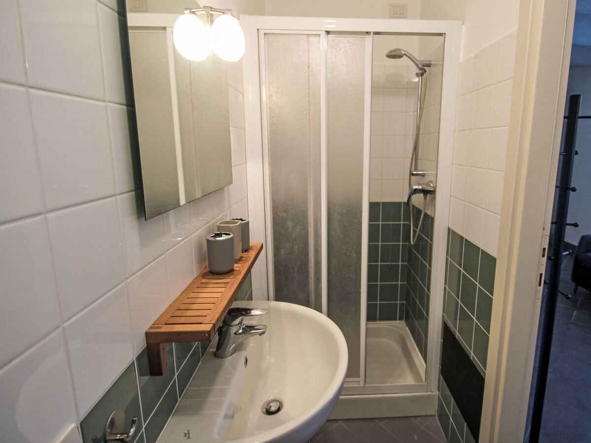 Studio Bordeaux à Castelveccana, 30 m² près du lac - Photo 13