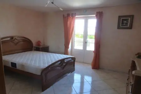 Villa Marguerite : maison 19 personnes avec piscine à Monségur : photo 9