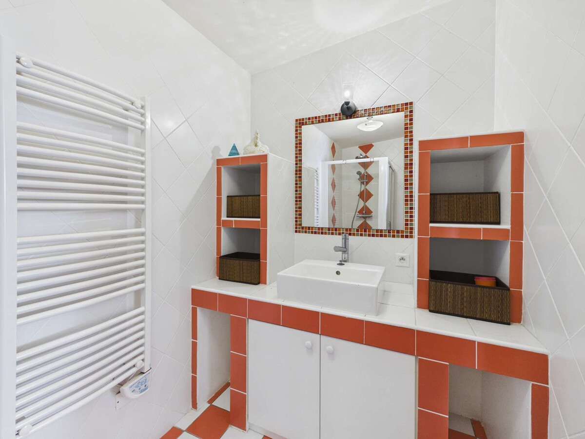 Maison 4 chambres à 50m de la mer, jardin et terrasse - Photo 15