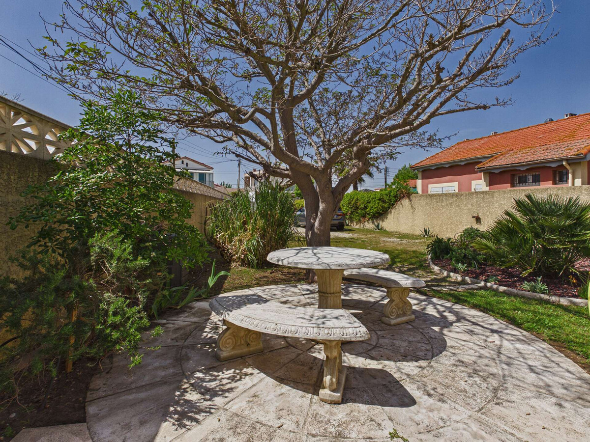 Maison 4 chambres à 50m de la mer, jardin et terrasse - Photo 24