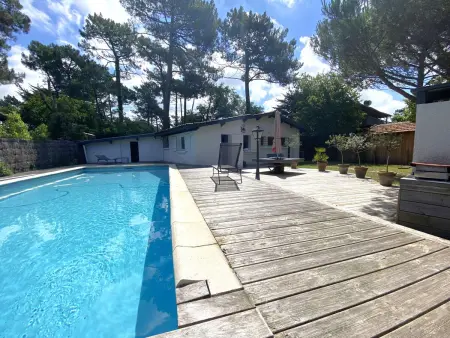Location villa à Lège Cap Ferret, Villa plain-pied avec piscine et jardin arboré à Lège-Cap-Ferret