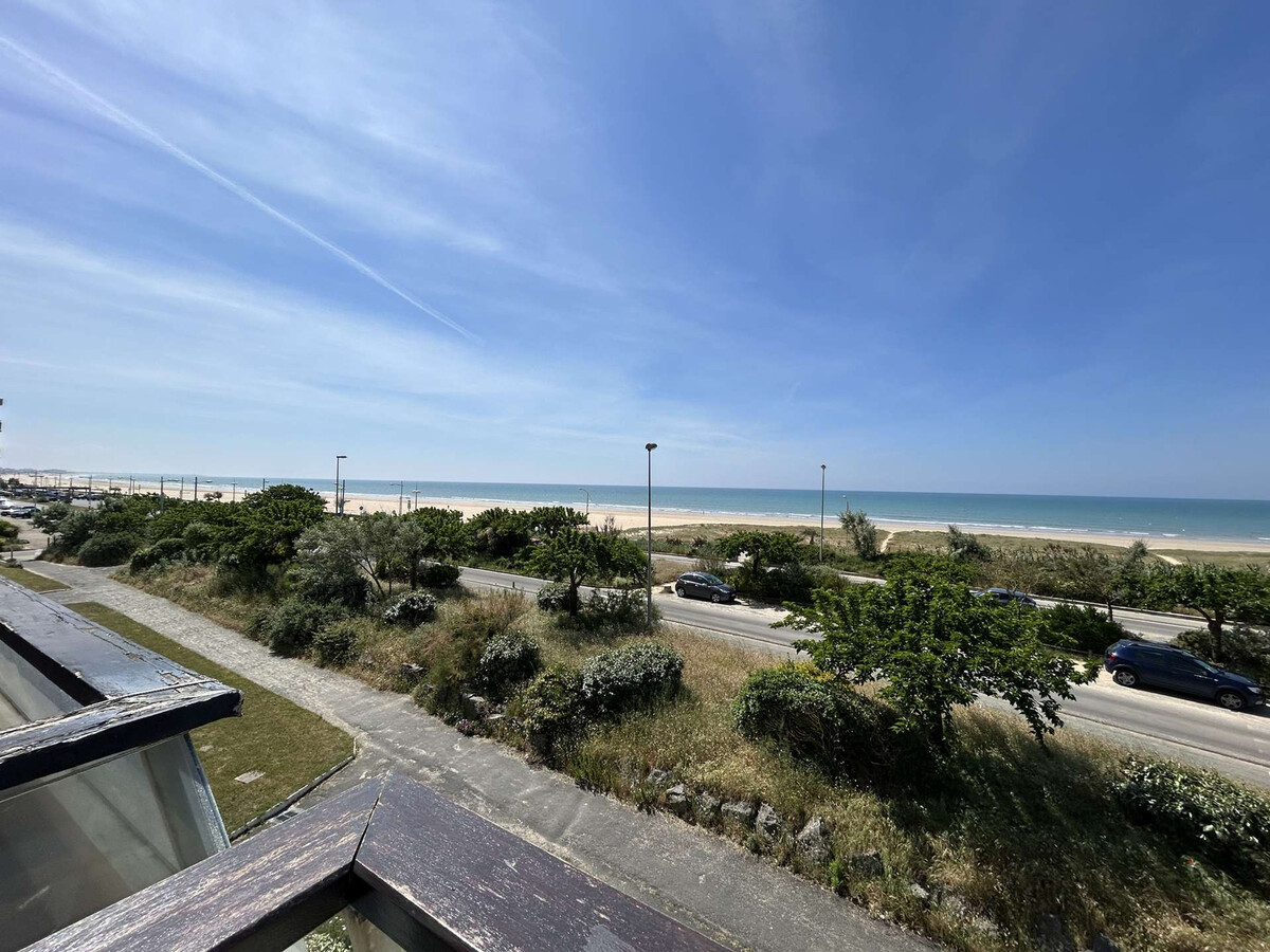 Studio face à la mer avec balcon et parking - Photo 7