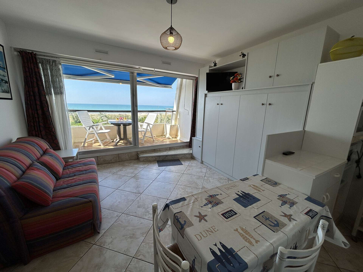 Studio face à la mer avec balcon et parking - Photo 17