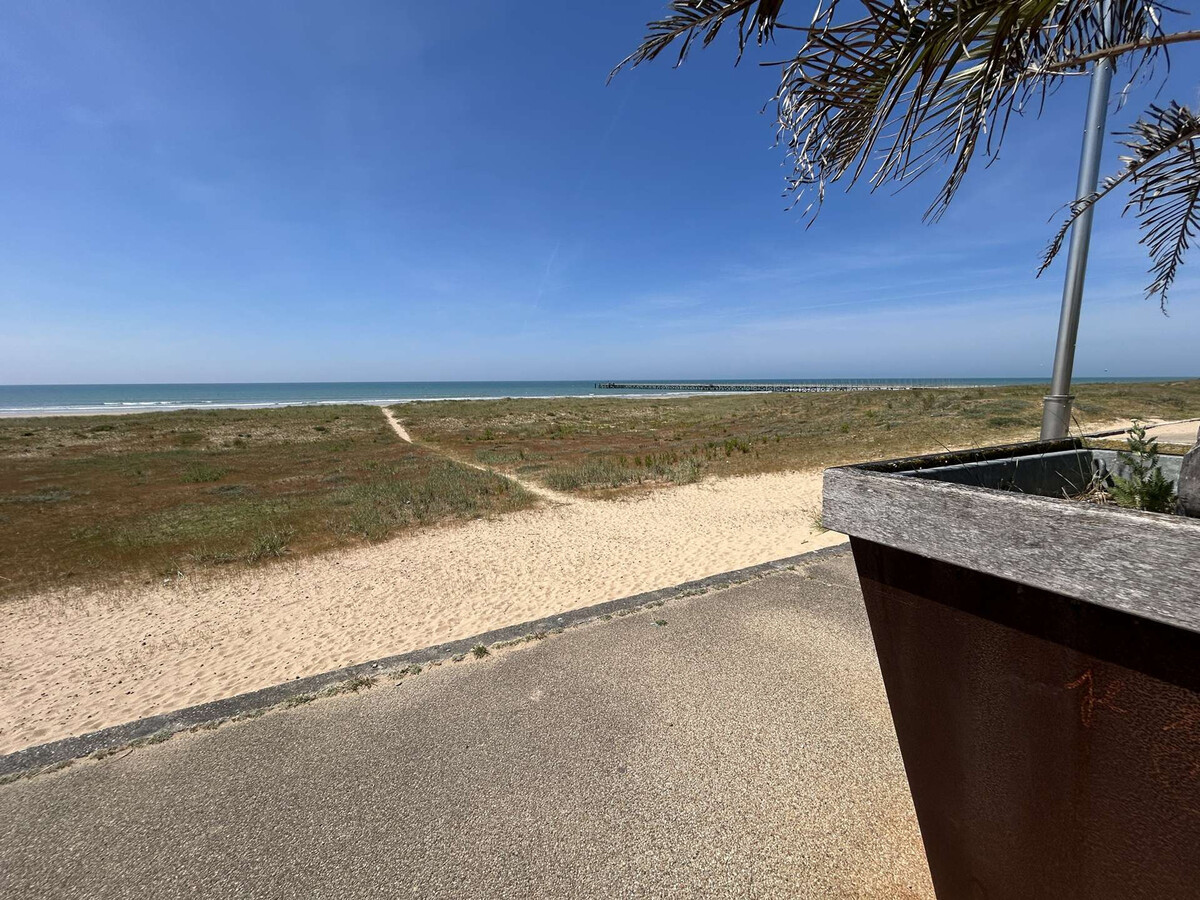 Studio face à la mer avec balcon et parking - Photo 22