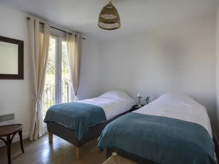 Apt 75 m² Vaugrenier Présidence, piscine & tennis : photo 4