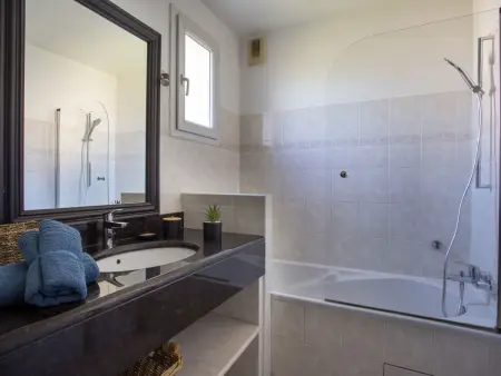 Apt 75 m² Vaugrenier Présidence, piscine & tennis : photo 20