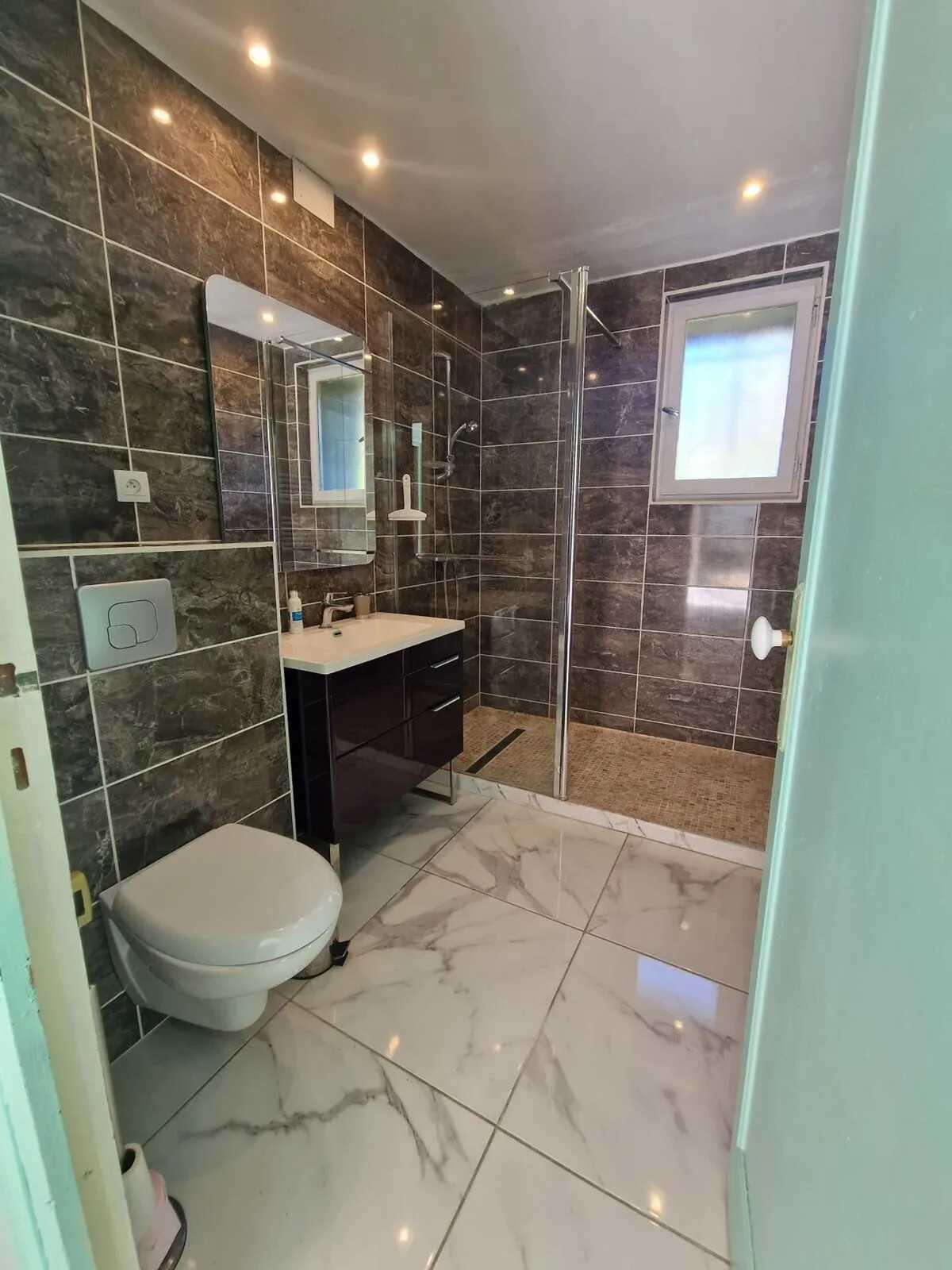 Villa 330 m² avec piscine privée chauffée et jacuzzi à Ranton - Photo 18