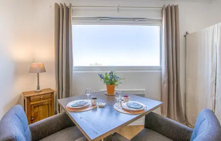 Appartement vue mer à 120m de la plage : photo 2