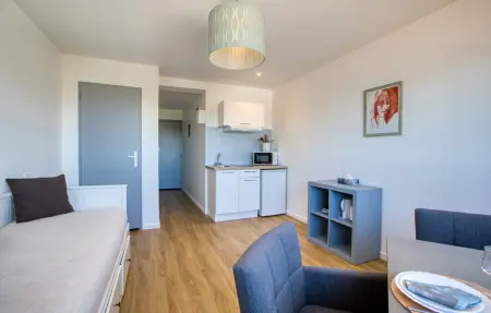 Appartement vue mer à 120m de la plage : photo 5
