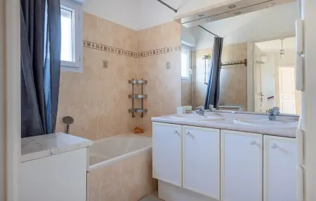Location Maison 6 personnes à Saint Raphael - Photo 19