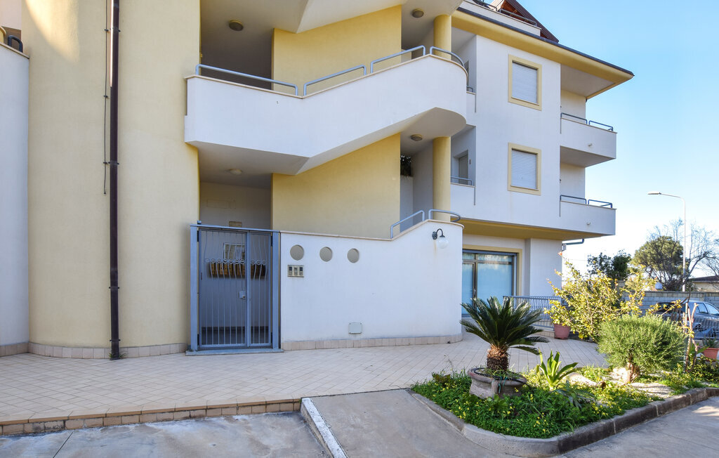 Appartement 3 personnes à Sant'Agata di Militell - Photo 9