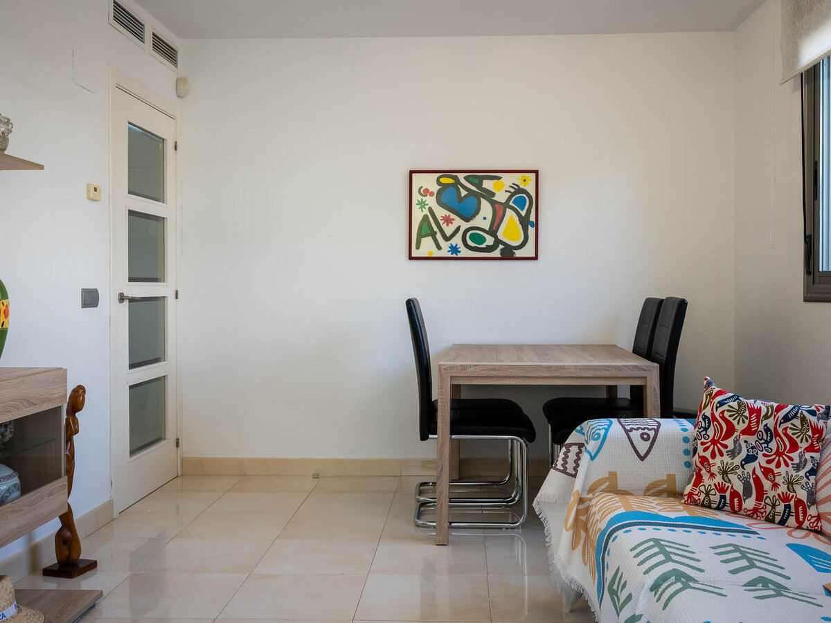 Appartement rez-de-chaussée avec jardin et accès piscine - Photo 8
