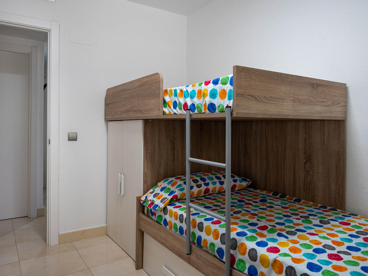 Appartement rez-de-chaussée avec jardin et accès piscine - Photo 16