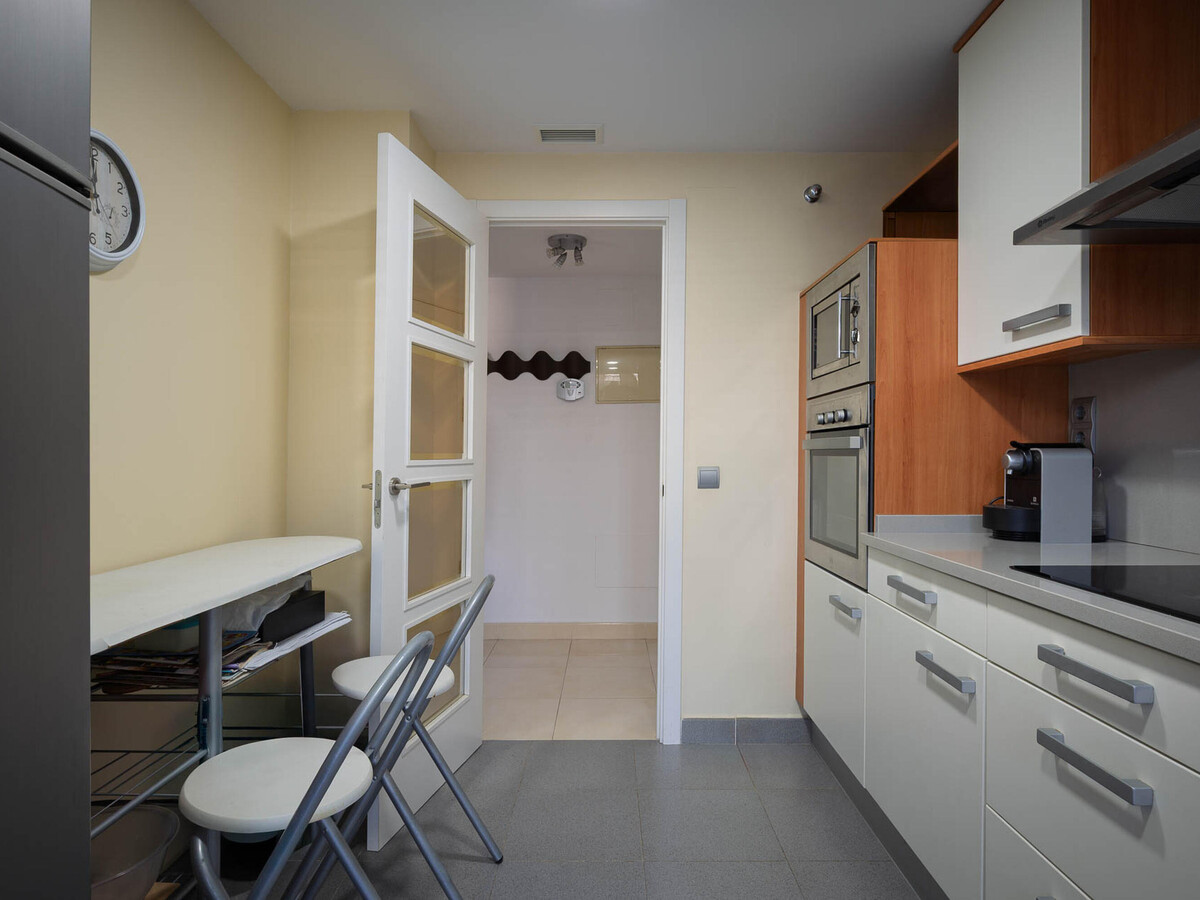 Appartement rez-de-chaussée avec jardin et accès piscine - Photo 23