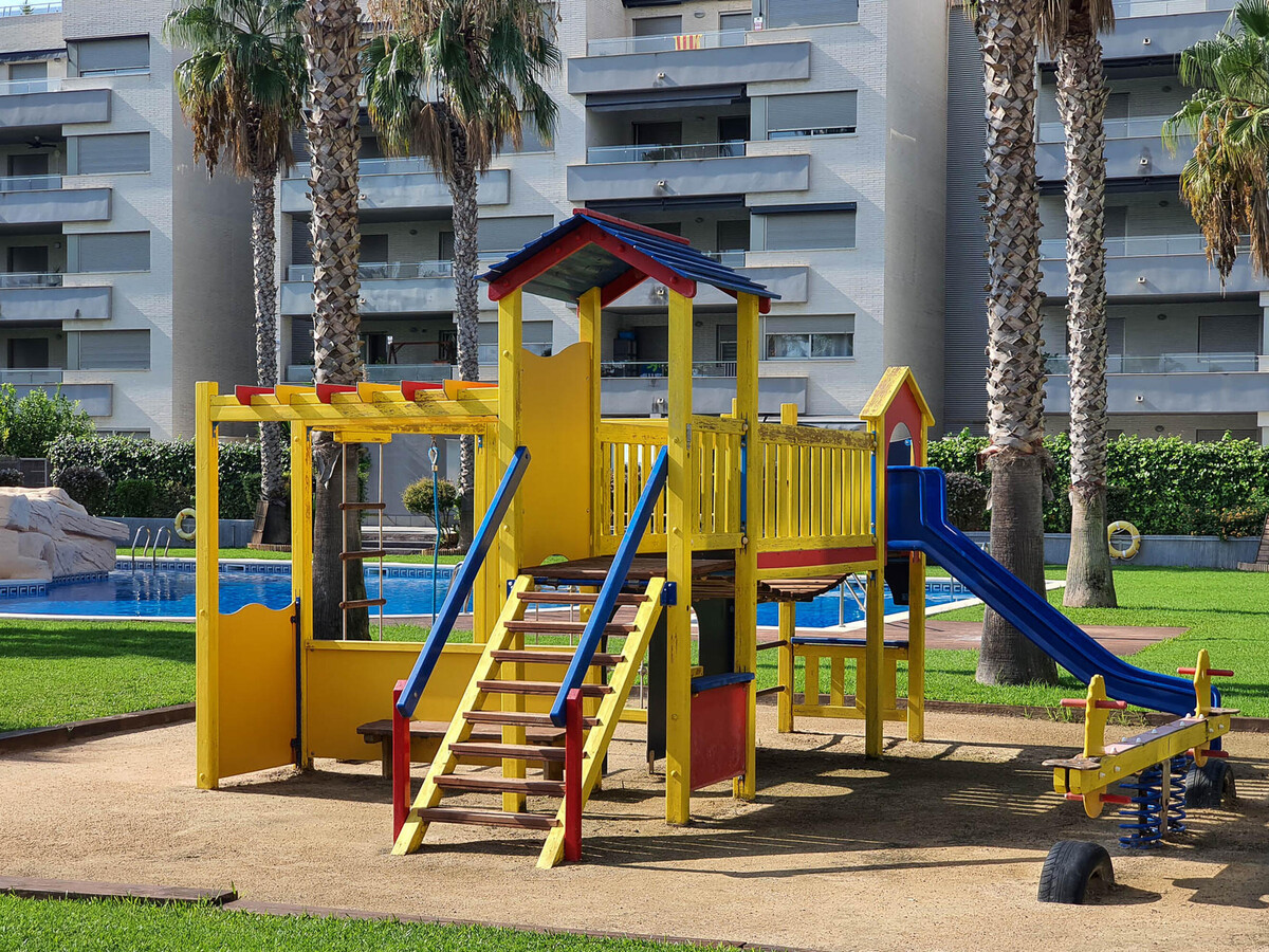 Appartement rez-de-chaussée avec jardin et accès piscine - Photo 32