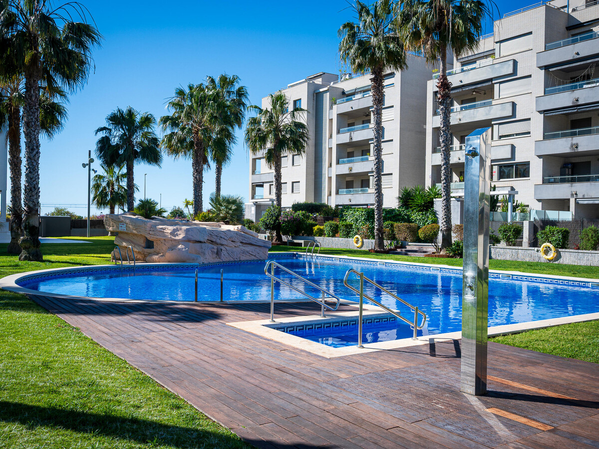 Appartement rez-de-chaussée avec jardin et accès piscine - Photo 35