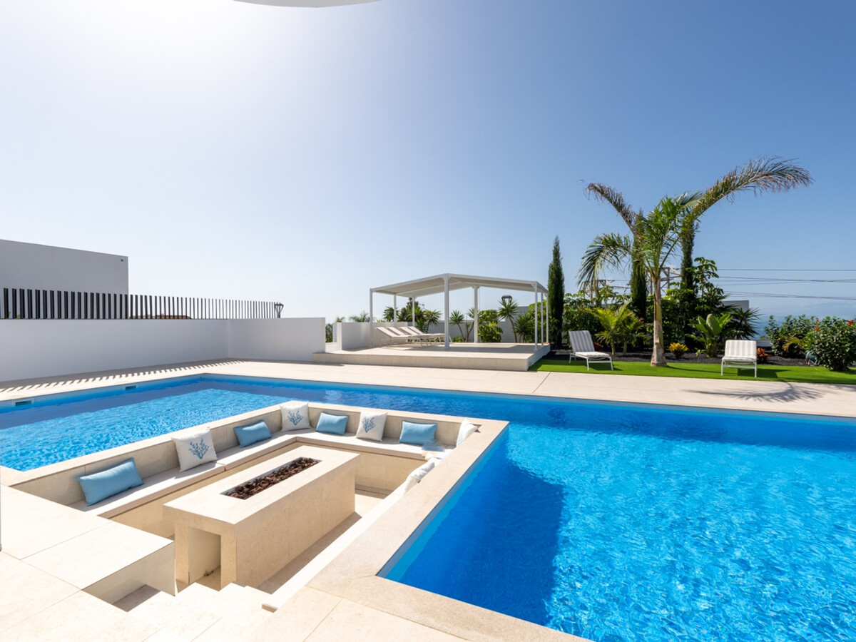 Villa Andrea – 8 pers, piscine chauffée, énergie solaire - Photo 2
