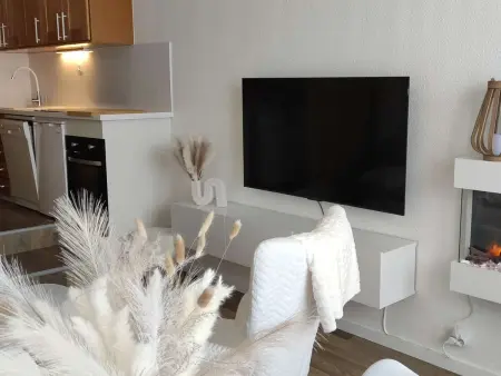 Location appartement à Isola 2000, Studio rénové au pied des pistes avec internet collectif