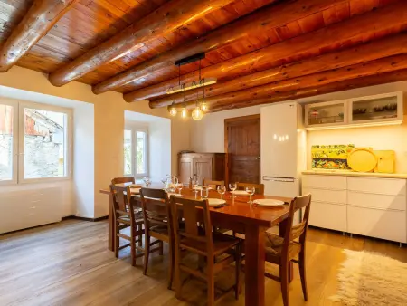Maison à Génos pour 8, proche lac, jardin et poêle à bois - Photo 2