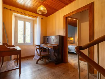 Maison à Génos pour 8, proche lac, jardin et poêle à bois - Photo 6