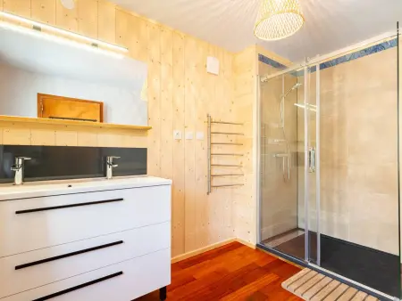 Maison à Génos pour 8, proche lac, jardin et poêle à bois - Photo 10