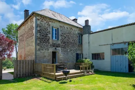 Ancienne forge rénovée avec piscine à Coubejours : photo 3