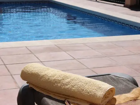 Villa familiale avec piscine privée et jardin à Pau, Costa Brava : photo 3