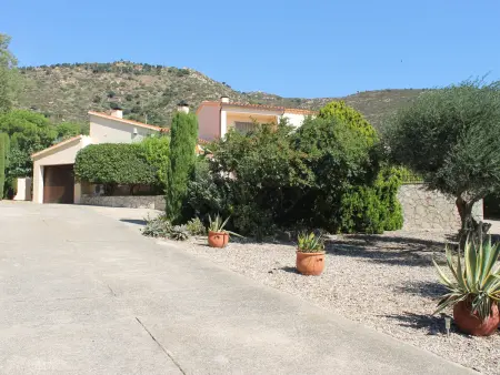 Villa familiale avec piscine privée et jardin à Pau, Costa Brava : photo 7
