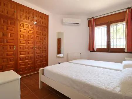 Villa familiale avec piscine privée et jardin à Pau, Costa Brava : photo 21