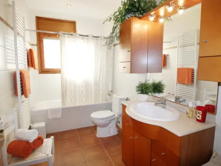 Villa familiale avec piscine privée et jardin à Pau, Costa Brava : photo 23