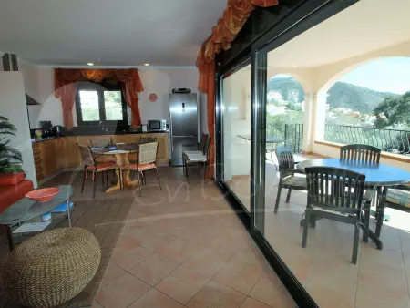 Villa moderniste de plain-pied avec piscine privée, Roses : photo 6