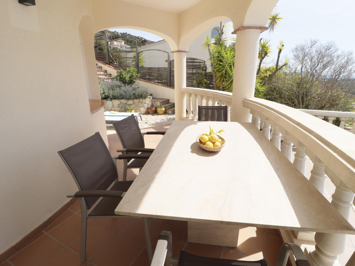 Villa 4 chambres avec piscine privée, vue baie de Roses - Photo 9