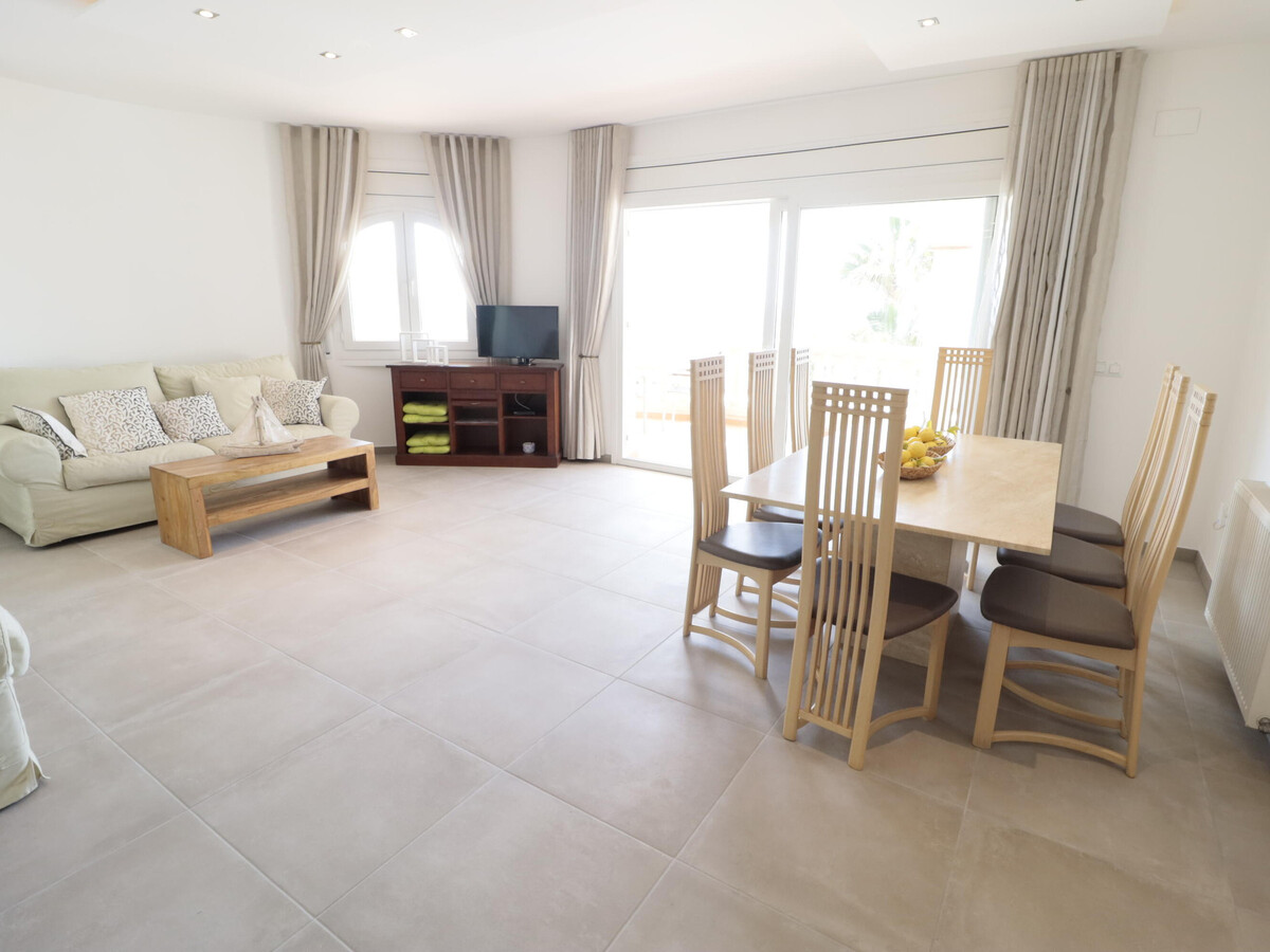 Villa 4 chambres avec piscine privée, vue baie de Roses - Photo 17