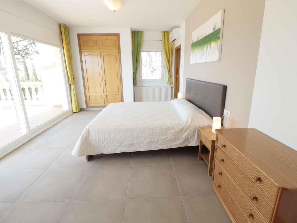 Villa 4 chambres avec piscine privée, vue baie de Roses - Photo 27