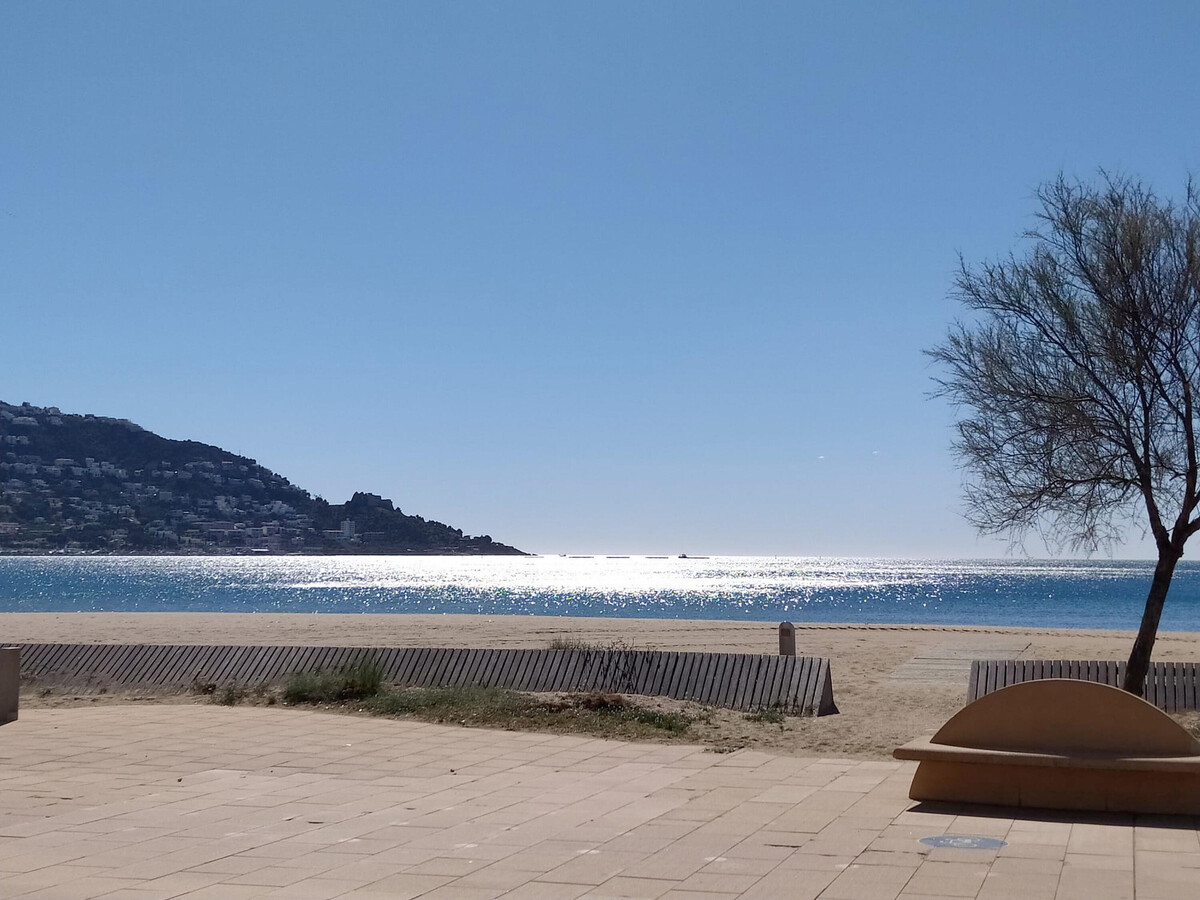 Appartement 2 chambres à 100m de plage, jardin et barbecue - Photo 11