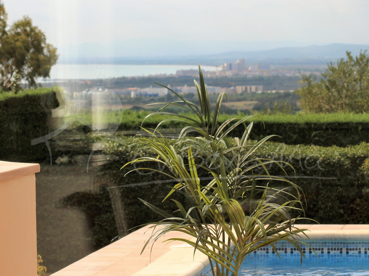 Villa Balmes : luxe avec piscine face à la baie de Rosas - Photo 6