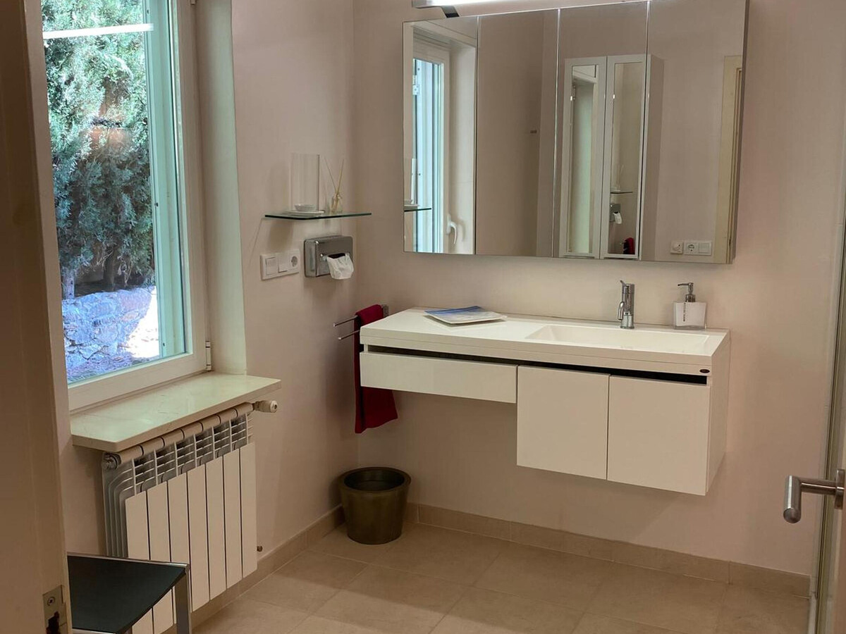 Villa Balmes : luxe avec piscine face à la baie de Rosas - Photo 34