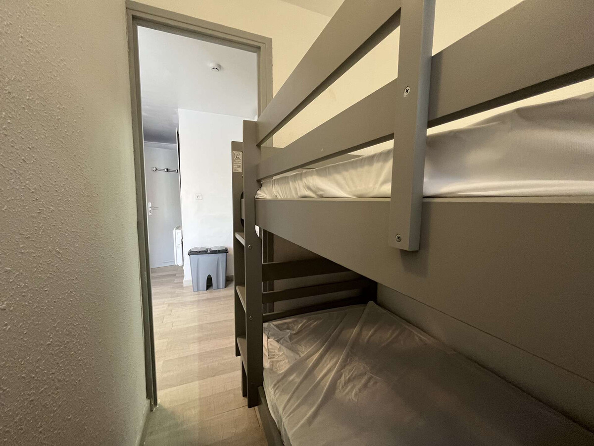 Studio cabine 4 pers à Cap d'Agde, parking gratuit - Photo 8