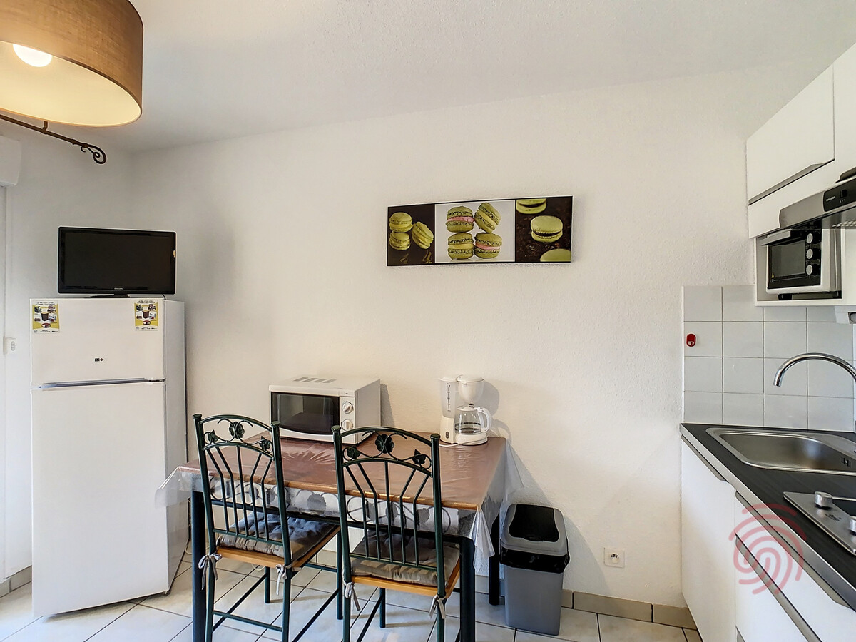 Studio 17 m² avec balcon vue ruisseau à Lamalou-les-Bains - Photo 3
