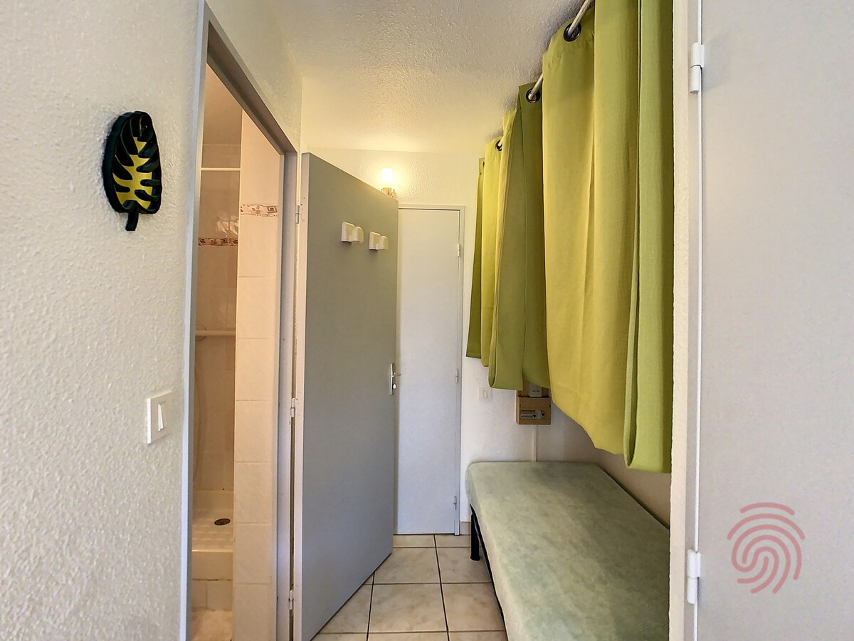 Studio 17 m² avec balcon vue ruisseau à Lamalou-les-Bains - Photo 9
