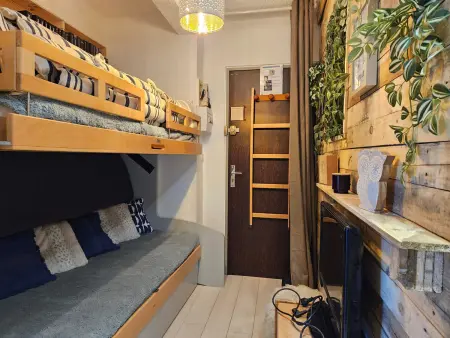 Studio rénové 24m² balcon forêt à Pra-Loup 1500 : photo 2