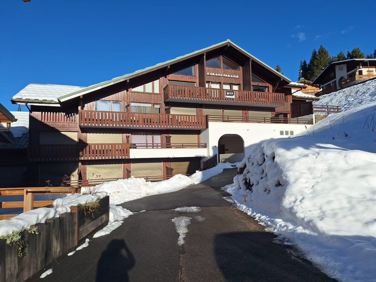 T3 Duplex Les Gets - Parking couvert et casier à skis - Photo 10