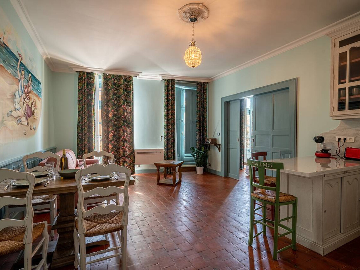 Appartement 45m² climatisé, fresque d'artiste, centre Pézenas - Photo 4