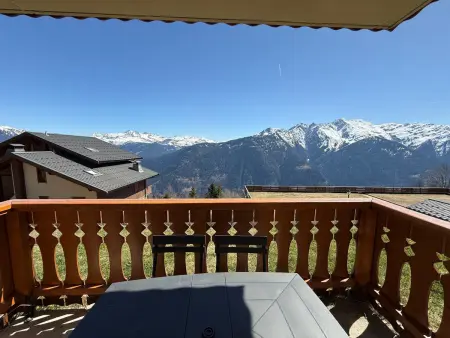 Appartement 4 pers aux Saisies, balcon vue montagne : photo 10